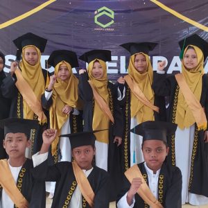 Pelepasan Virtual Siswa/i STP Khoiru Ummah Cikupa