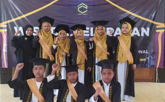 Pelepasan Virtual Siswa/i STP Khoiru Ummah Cikupa